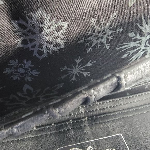 Loungefly x Disney Frozen Elsa Iridescent Snowflake Trifold Wallet Black - Picture 5 of 9